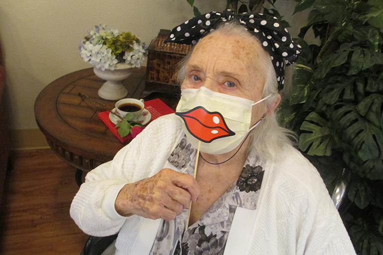 Resident Jean LeBoutillier at Life Care Center of Kirkland